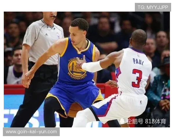 亚马尔假动作晃开防守完成传中 亚马尔假动作晃开防守完成传中