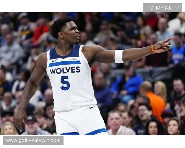 爱德华兹快攻连砍10分，森林狼击败骑士