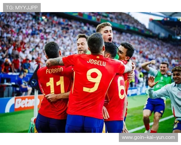 西班牙国家队训练节奏提升，莫拉塔与佩德里配合顺滑